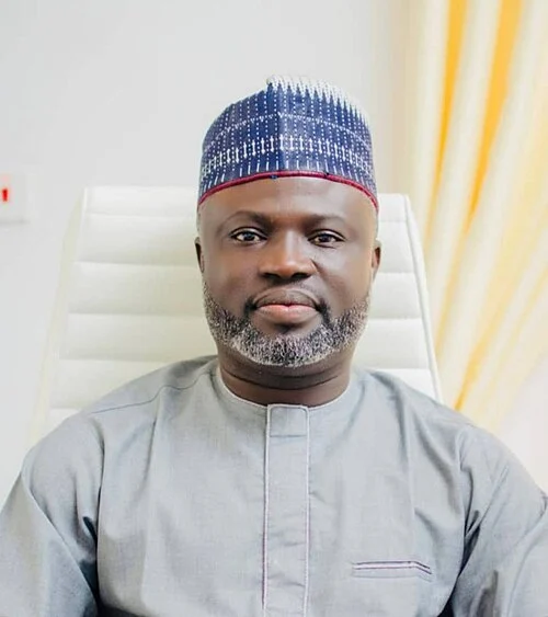 Kwara APC gov aspirant rolls out N100m community empowerment package