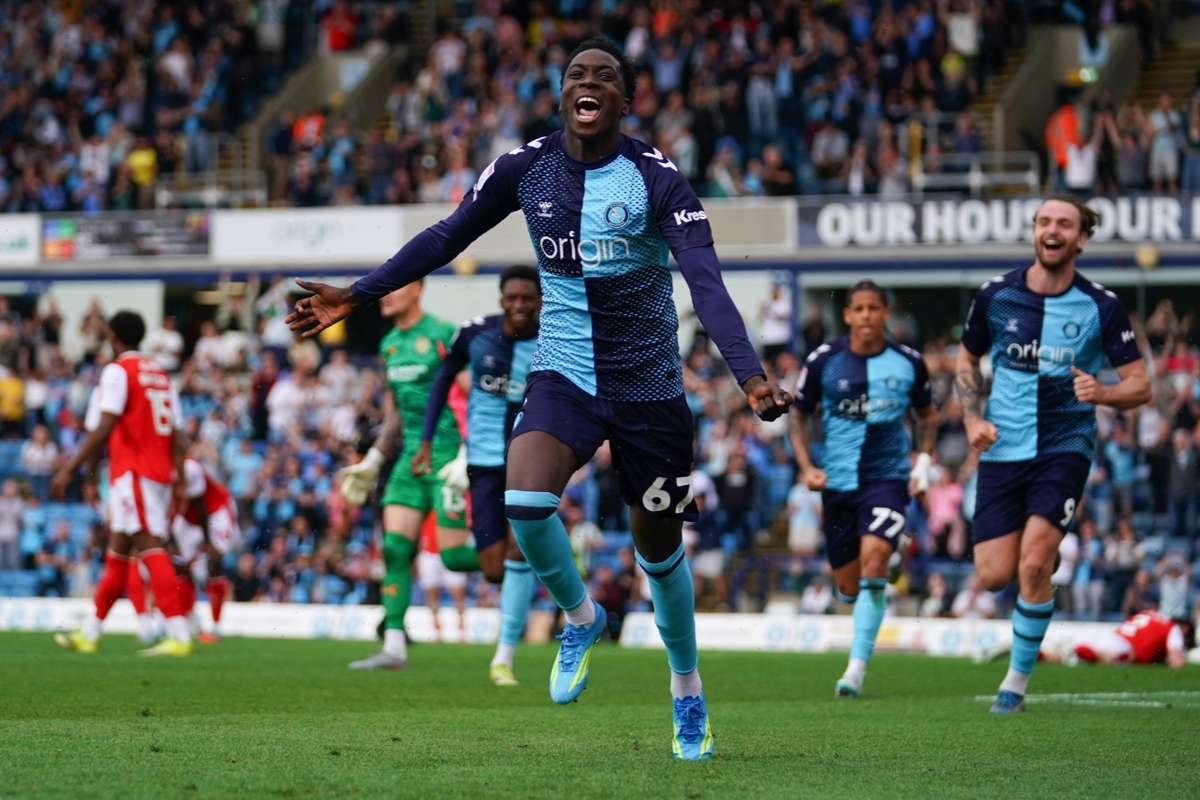 Olabiyi Signs First Professional Contract With Wycombe