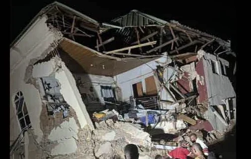VIDEO: Three students rescued in Anambra hostel collapse