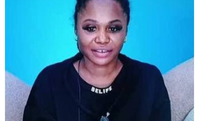 BBNaija11: ‘I dey house’ – Flora defends tying wrappers on national TV