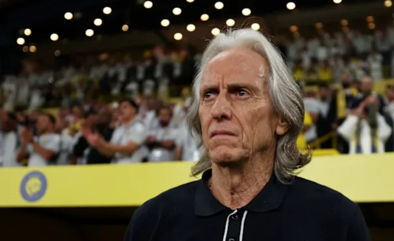 Portugal coach, Jorge Jesus sends message to Ronaldo’s critics