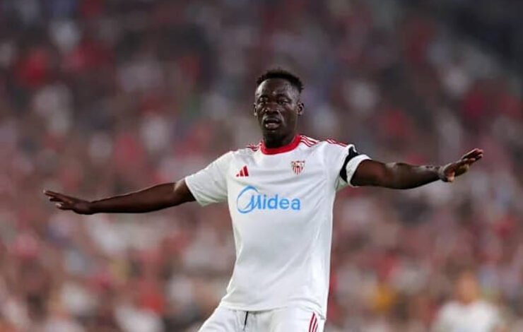 Transfer: Venezia agree deal with Sevilla for Adams