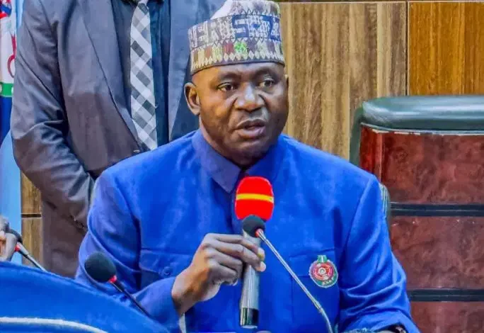 Nigeria seeks closer ECOWAS, Sahel ties to fight terrorism