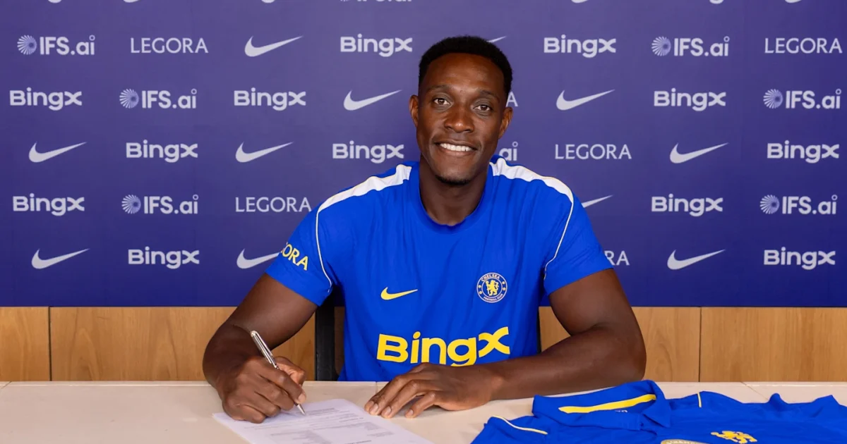 Chelsea complete signing of Danny Welbeck from Brighton
