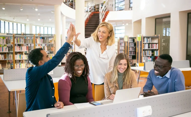 How Joining Leadership Programs For High School Students Enhances College Applications