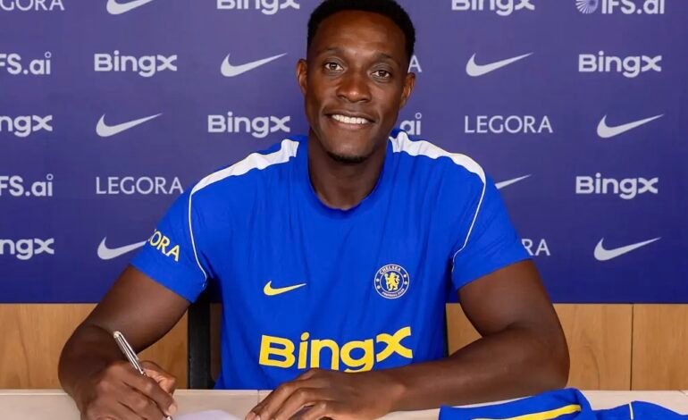 OFFICIAL: Chelsea Announce Signing Of Welbeck From Brighton