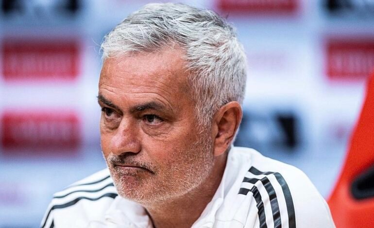 Madrid Coach Mourinho Approves Move For Arsenal midfielder