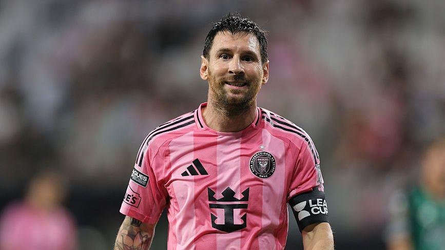 Lionel Messi retires from international football, gives reasons