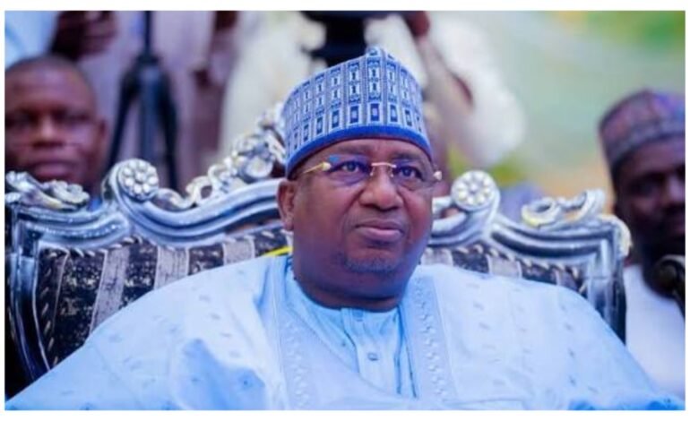 Kebbi: Gov Idris receives ADC chieftain, Bango Kabi into APC