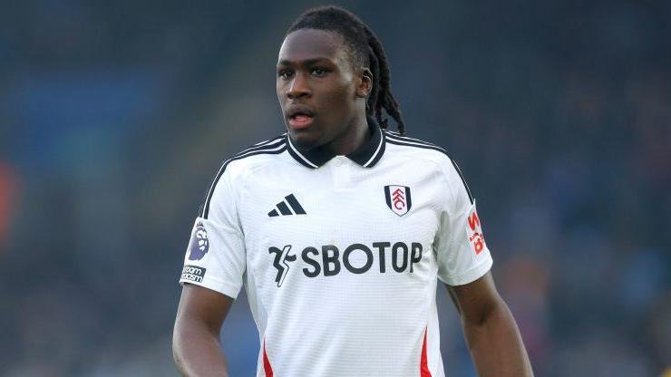 Fulham Coach Hails Bassey’s Attitude, Work Ethic