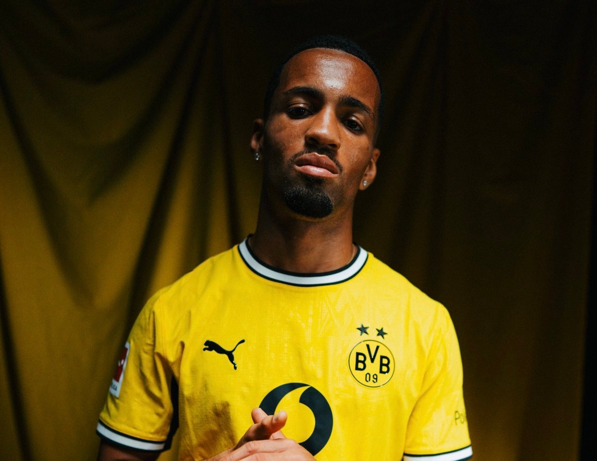Nwaneri Joins Borussia Dortmund On Loan
