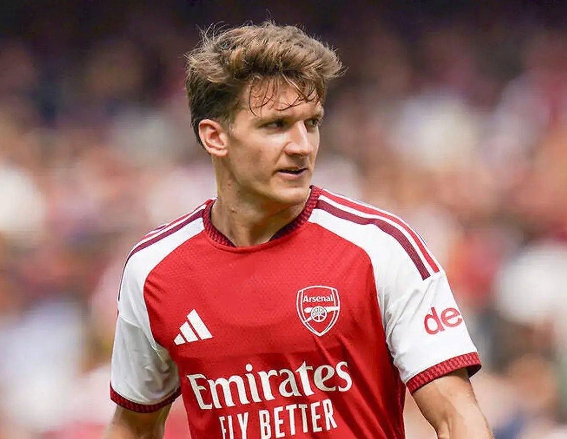 Why Eze Should Start Ahead Of Tzolis Against Chelsea   —Neville