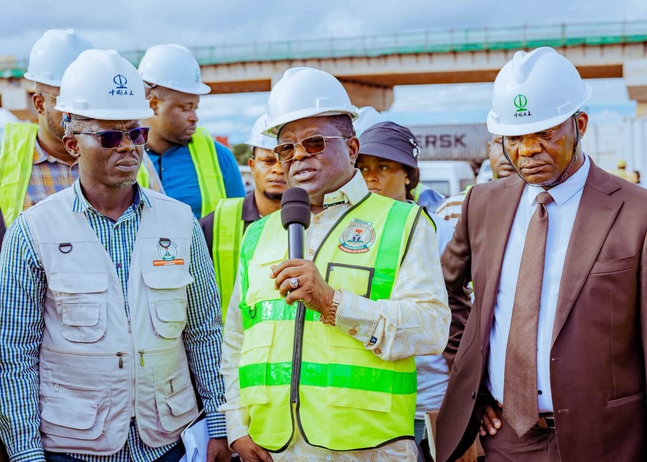 Umahi Replies Critics, Says Peter Obi Not Better Than Me