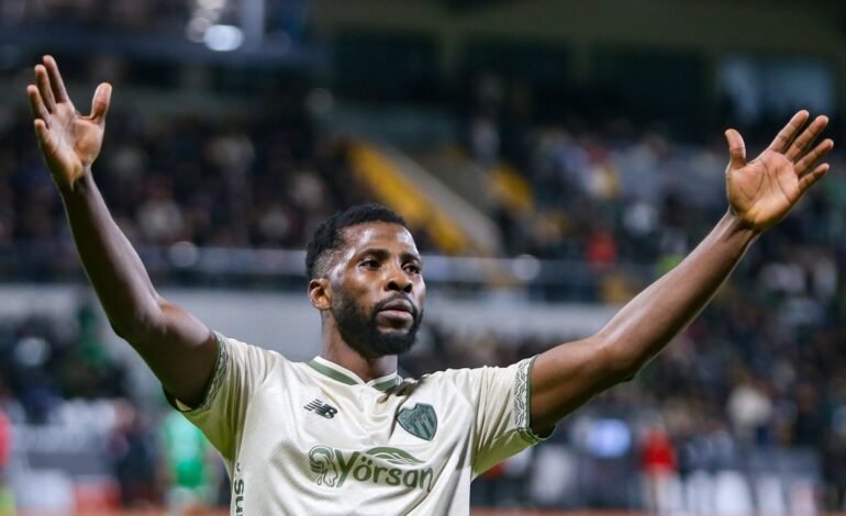 Iheanacho makes Turkish football history with 10-game scoring streak