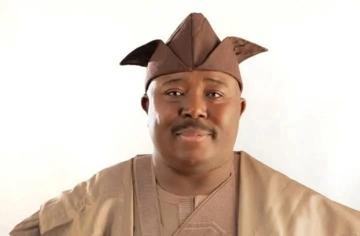 Alli, Adekanmbi Trade Blames Over Destruction Of APC Campaign Billboards In Ibadan