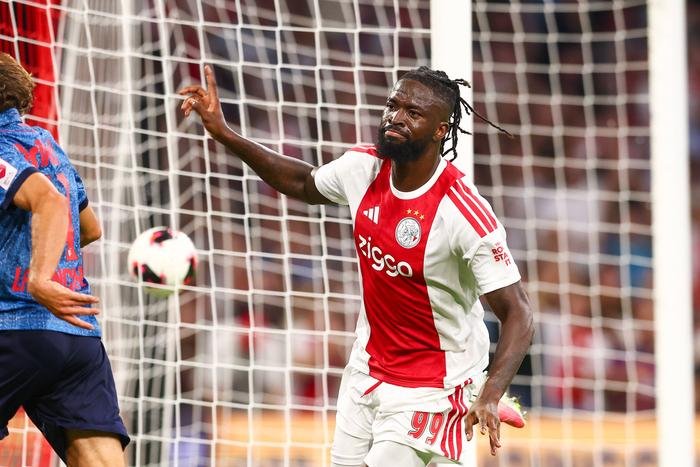 Frank De Boer: Arokodare Needs Proper Service To Flourish In Eredivisie