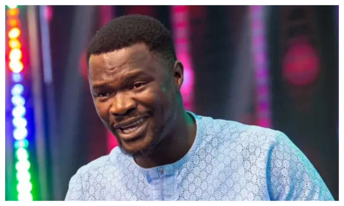 Nathaniel Bassey reacts to death of gospel singer, Toluwanisings
