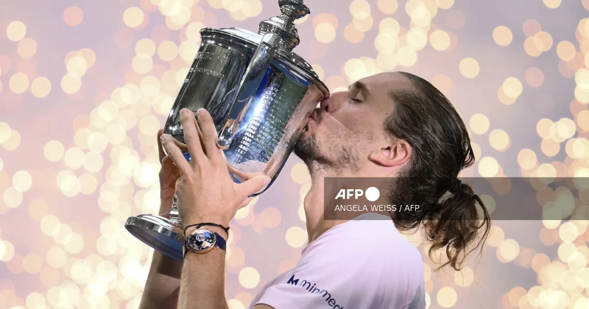 Germany’s Zverev becomes tennis world No. 1
